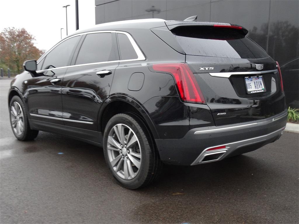 used 2022 Cadillac XT5 car, priced at $30,000