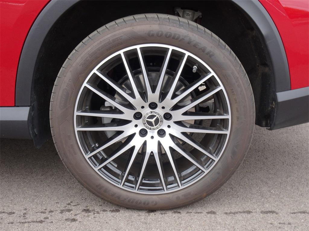 used 2025 Mercedes-Benz GLC 300 car, priced at $53,500