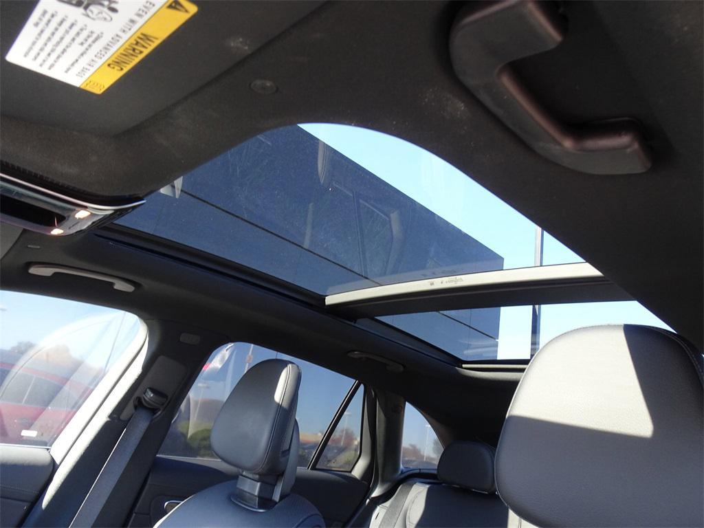 used 2025 Mercedes-Benz GLC 300 car, priced at $47,500