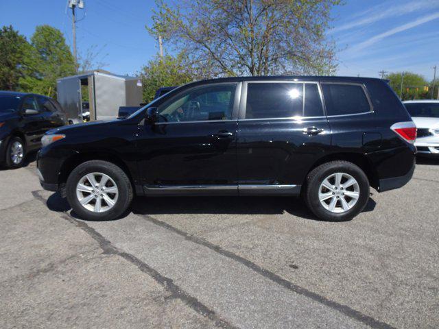 used 2012 Toyota Highlander car, priced at $11,990