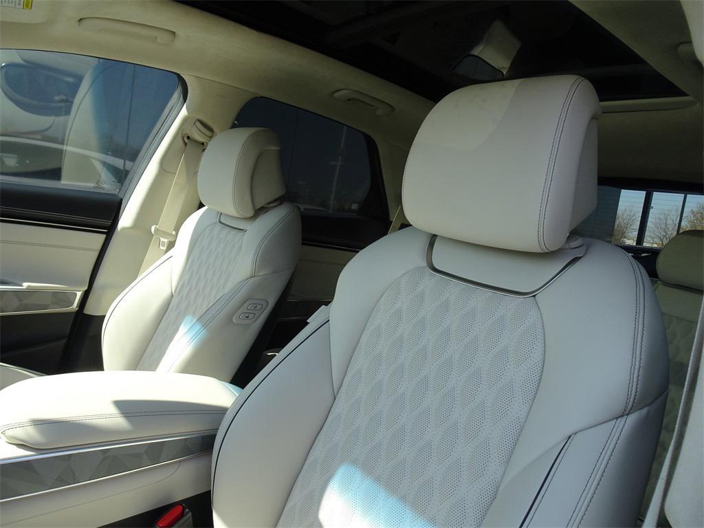 new 2025 Genesis GV70 car, priced at $68,405