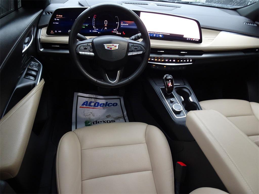 used 2024 Cadillac XT4 car, priced at $34,000