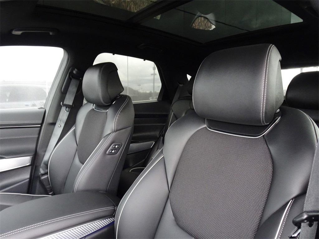 new 2025 Genesis GV70 car, priced at $60,605