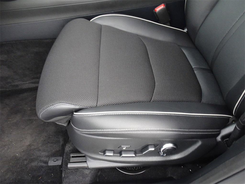 new 2025 Genesis GV70 car, priced at $60,605