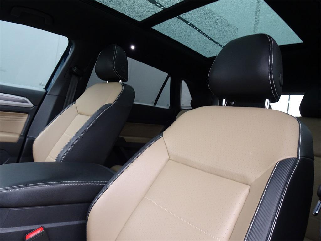 used 2022 Volkswagen Atlas Cross Sport car, priced at $27,000