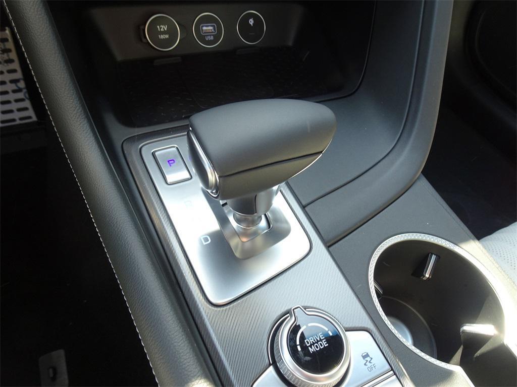 new 2025 Genesis G70 car, priced at $50,405