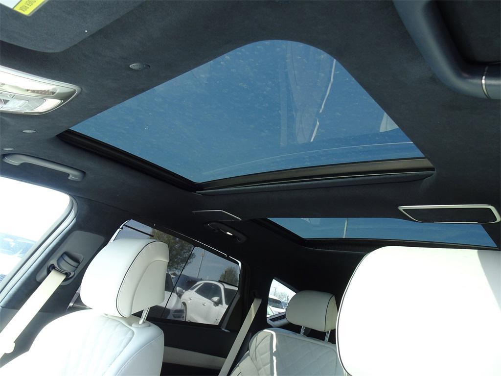 new 2025 Genesis GV80 car, priced at $82,570