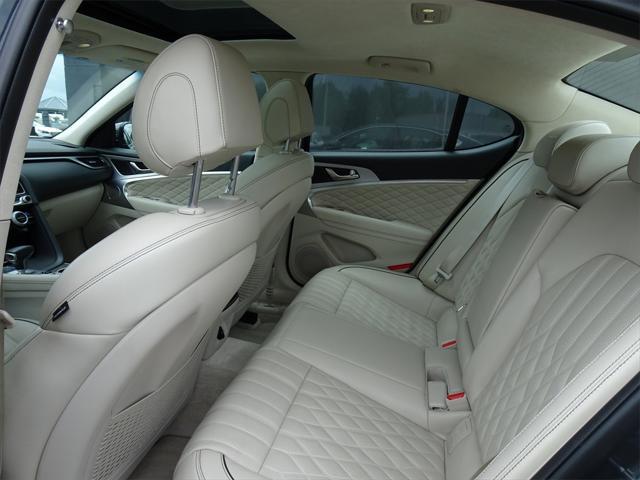 used 2019 Genesis G70 car, priced at $27,112