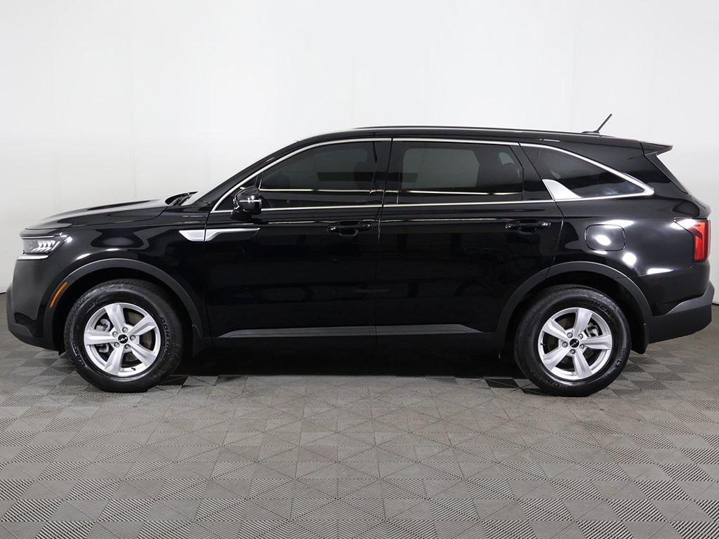 used 2023 Kia Sorento car, priced at $27,999