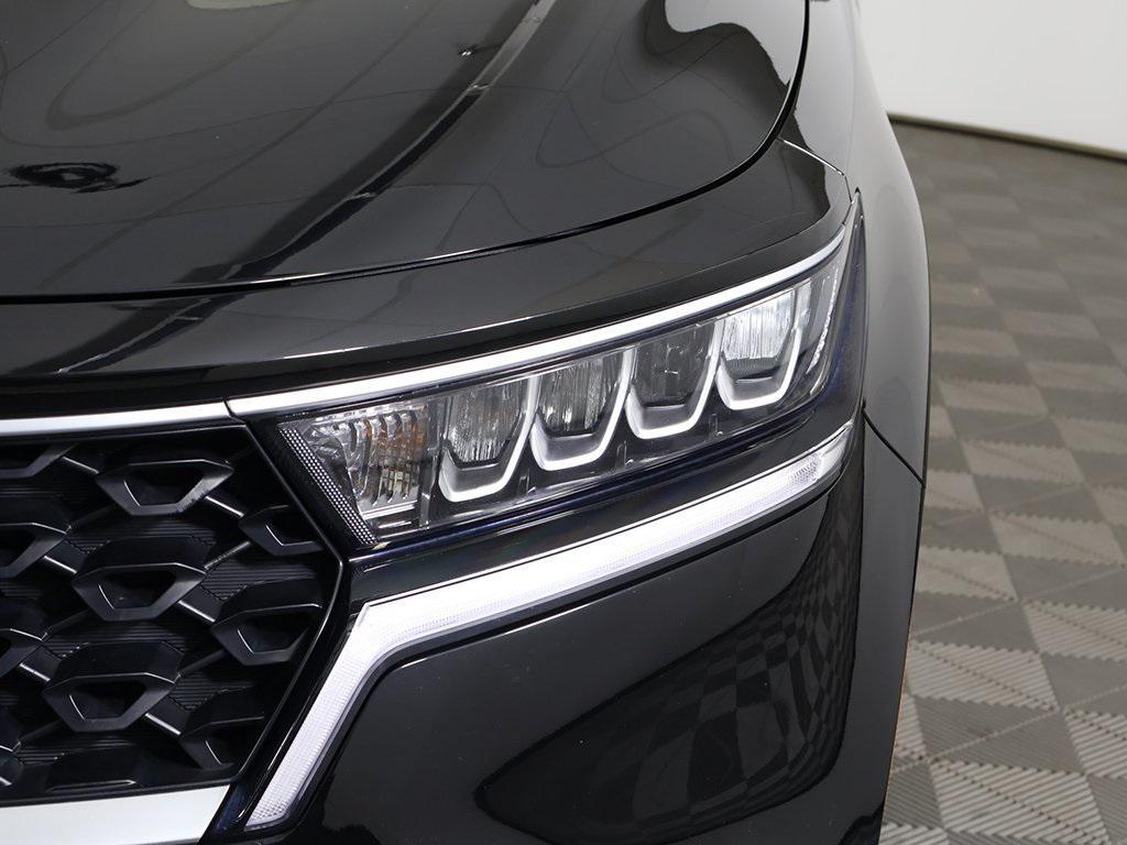 used 2023 Kia Sorento car, priced at $27,999