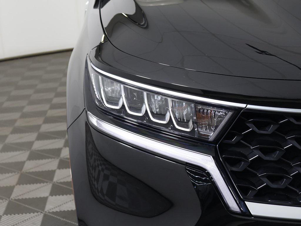 used 2023 Kia Sorento car, priced at $27,999