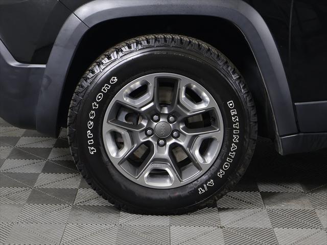 used 2019 Jeep Cherokee car, priced at $18,119