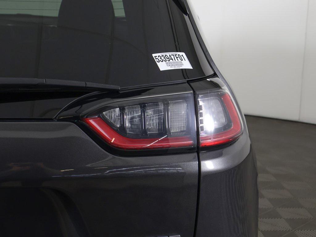 used 2022 Jeep Cherokee car, priced at $23,139