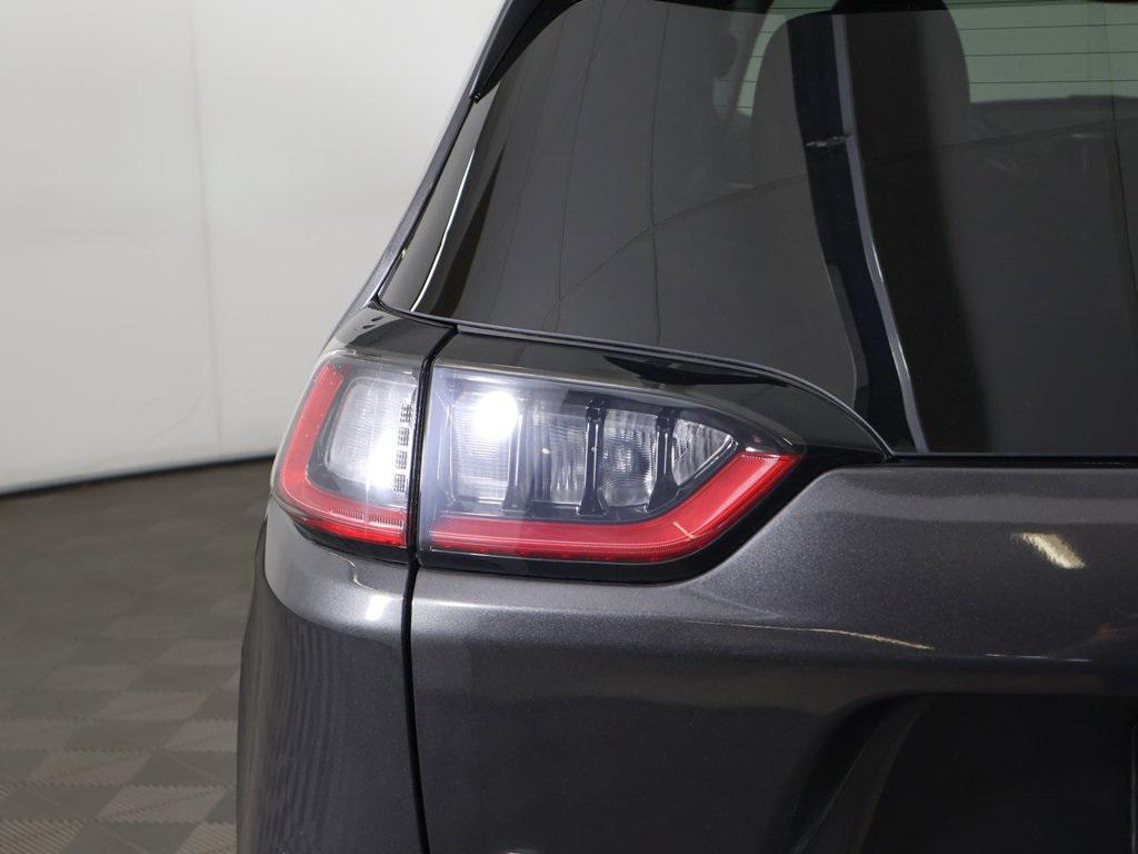used 2022 Jeep Cherokee car, priced at $23,139
