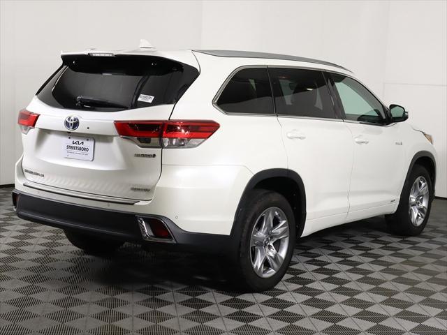 used 2018 Toyota Highlander Hybrid car, priced at $28,495