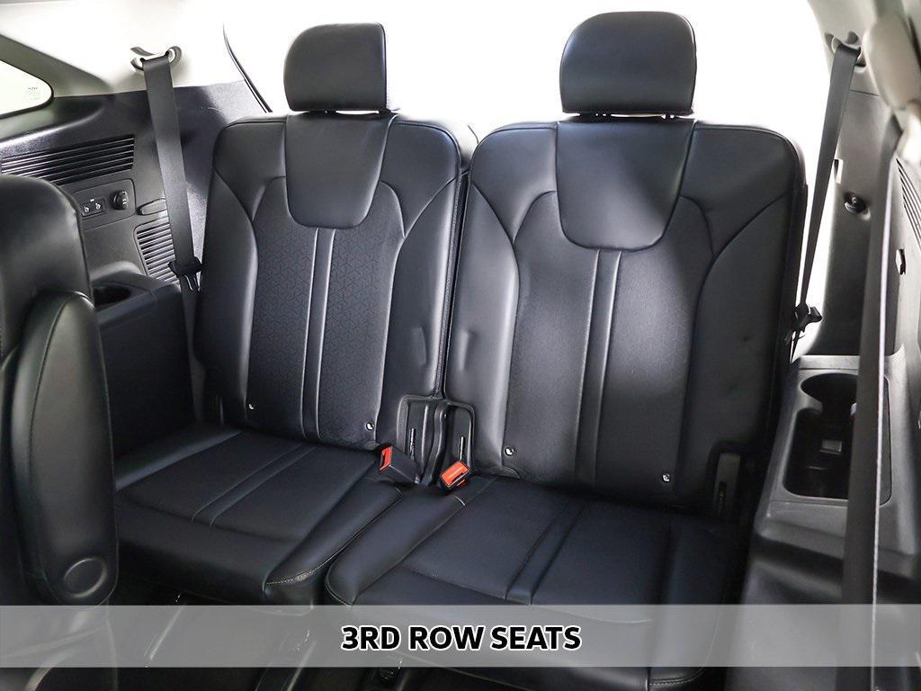 used 2022 Kia Sorento Hybrid car, priced at $18,499