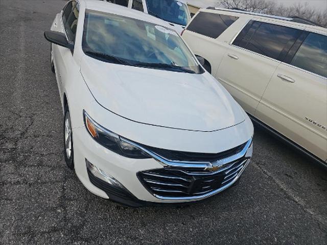 used 2019 Chevrolet Malibu car, priced at $15,399