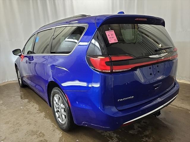 used 2021 Chrysler Pacifica car, priced at $25,999