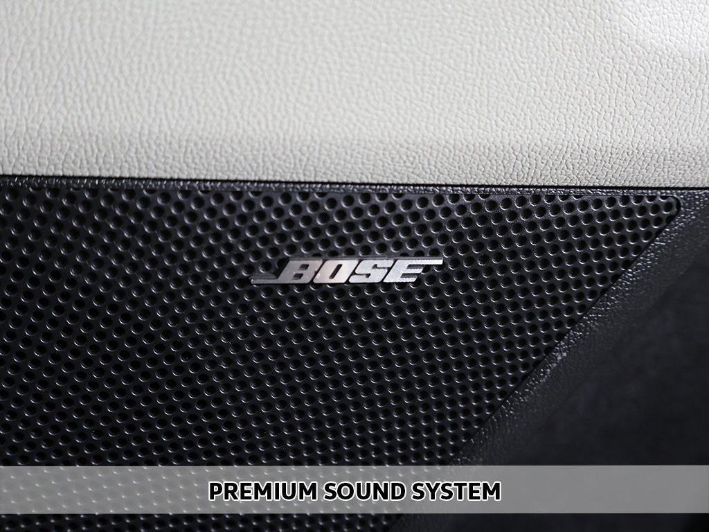 used 2023 Kia Sorento Hybrid car, priced at $27,579