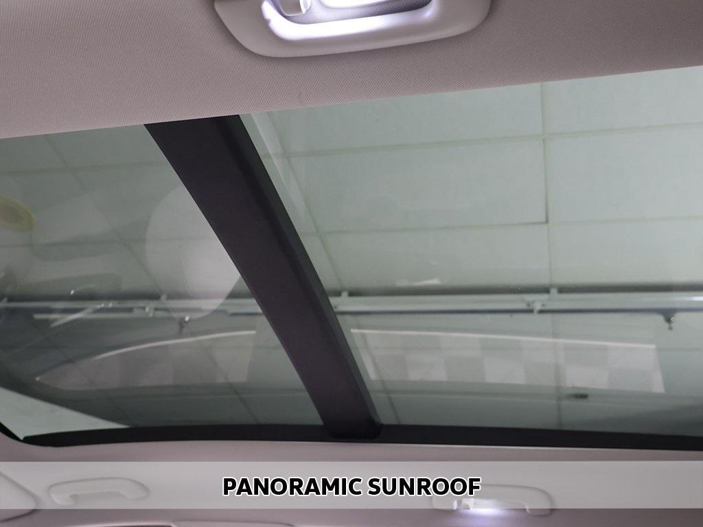 used 2023 Kia Sorento Hybrid car, priced at $27,579