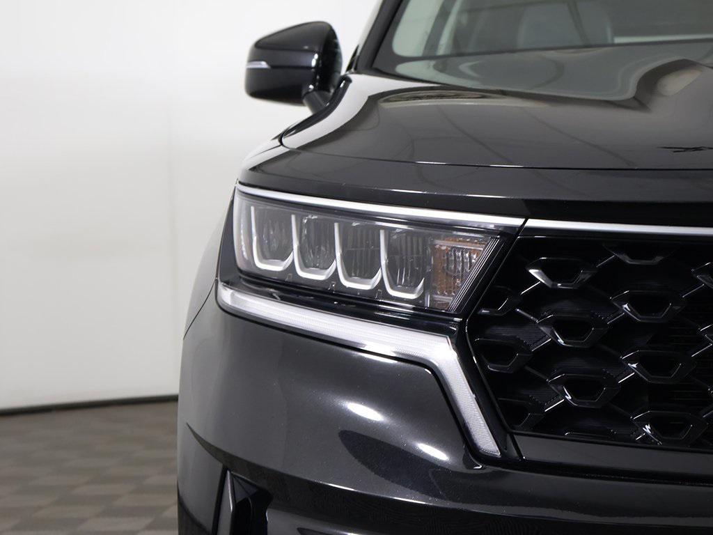 used 2021 Kia Sorento Hybrid car, priced at $19,429