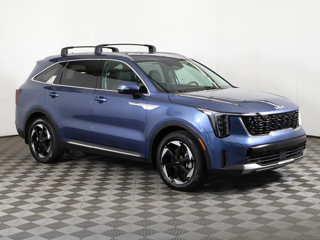 used 2025 Kia Sorento Hybrid car, priced at $32,239