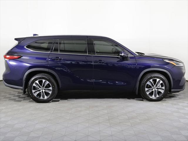 used 2021 Toyota Highlander car, priced at $29,199