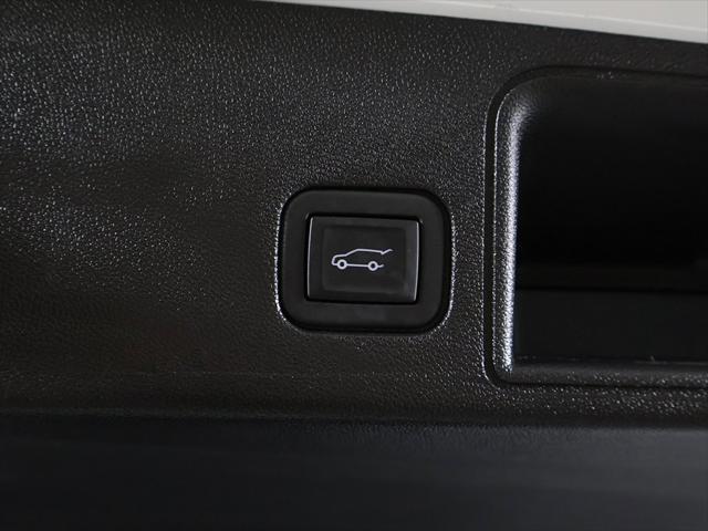 used 2024 GMC Terrain car, priced at $25,999