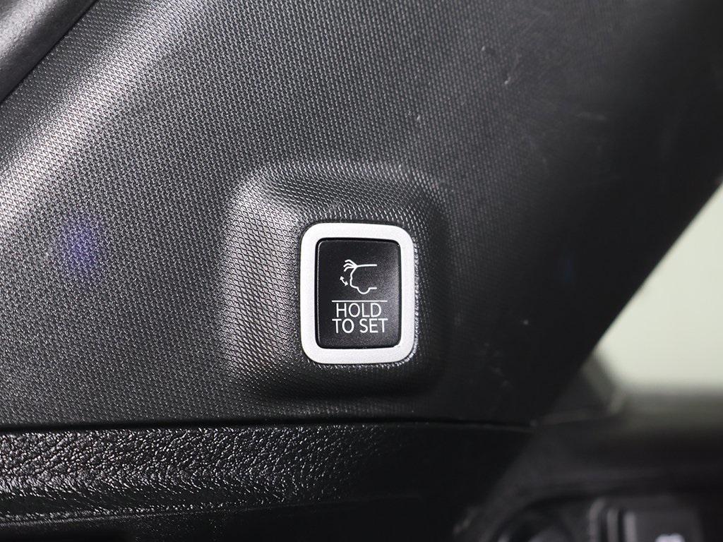 used 2022 Jeep Grand Cherokee car, priced at $29,719
