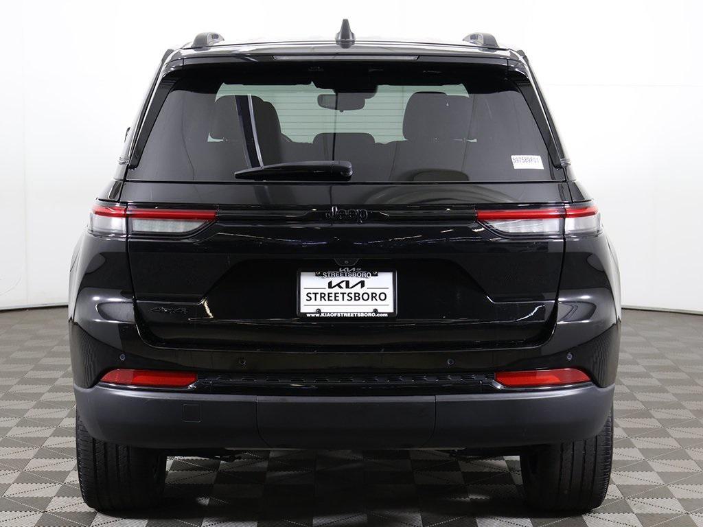 used 2022 Jeep Grand Cherokee car, priced at $29,719