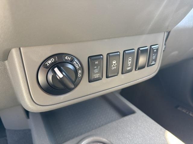 used 2020 Nissan Frontier car, priced at $24,277