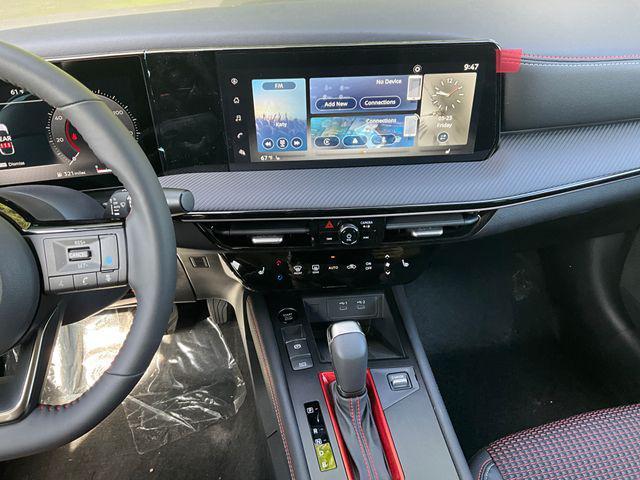 new 2025 Nissan Kicks car, priced at $30,782