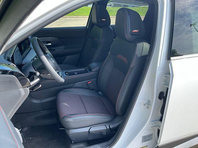 new 2025 Nissan Kicks car, priced at $30,782