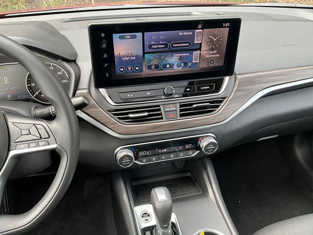 new 2025 Nissan Altima car, priced at $32,390