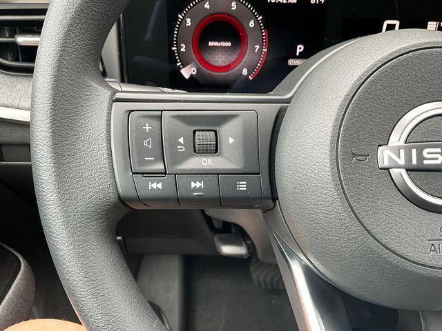 new 2025 Nissan Kicks car, priced at $26,706