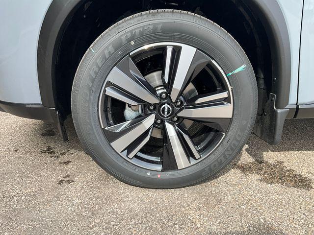 new 2025 Nissan Rogue car, priced at $39,504