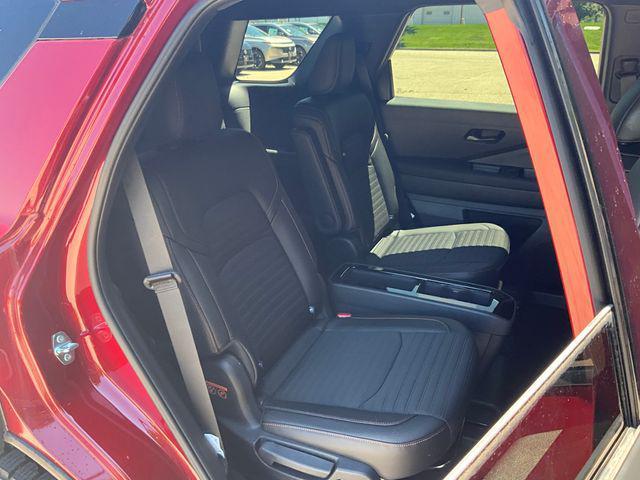 new 2025 Nissan Pathfinder car, priced at $46,167