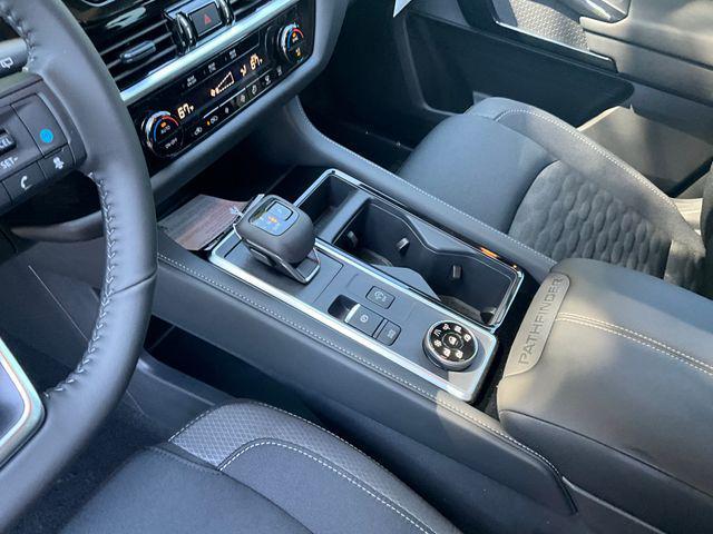 new 2025 Nissan Pathfinder car, priced at $41,098