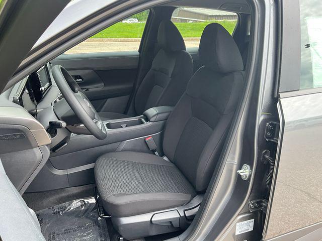 new 2025 Nissan Kicks car, priced at $24,676