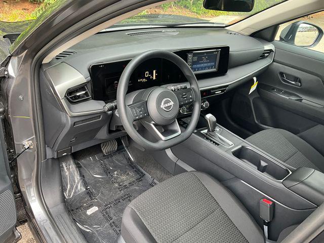 new 2025 Nissan Kicks car, priced at $24,676