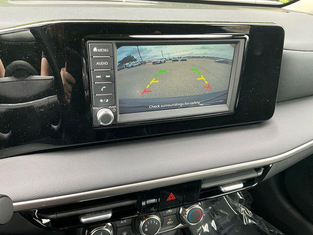 new 2025 Nissan Kicks car, priced at $24,676