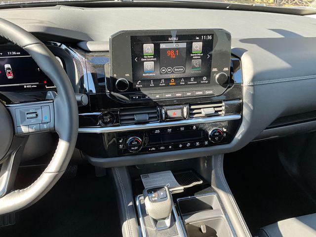 new 2025 Nissan Pathfinder car, priced at $55,968