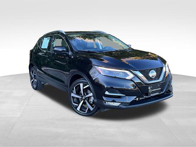 used 2022 Nissan Rogue Sport car, priced at $25,999