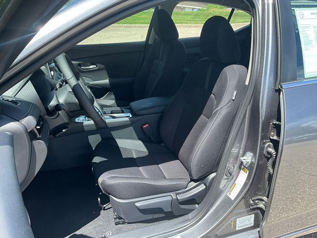 new 2025 Nissan Sentra car, priced at $23,945