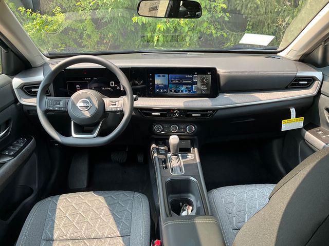 new 2025 Nissan Kicks car, priced at $27,493