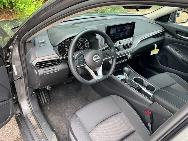 new 2025 Nissan Altima car, priced at $30,695