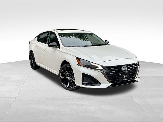 new 2025 Nissan Altima car, priced at $34,171