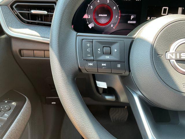 new 2025 Nissan Kicks car, priced at $27,493