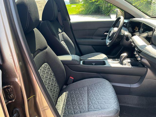 new 2025 Nissan Kicks car, priced at $27,493