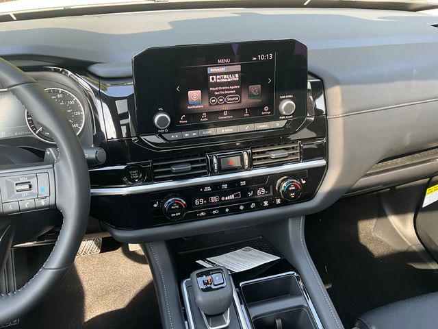 new 2025 Nissan Pathfinder car, priced at $44,839